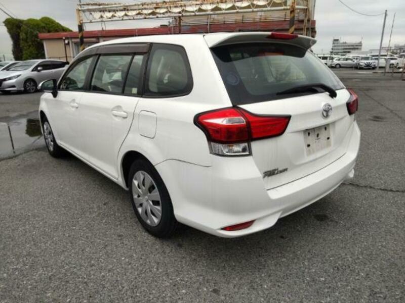 COROLLA FIELDER