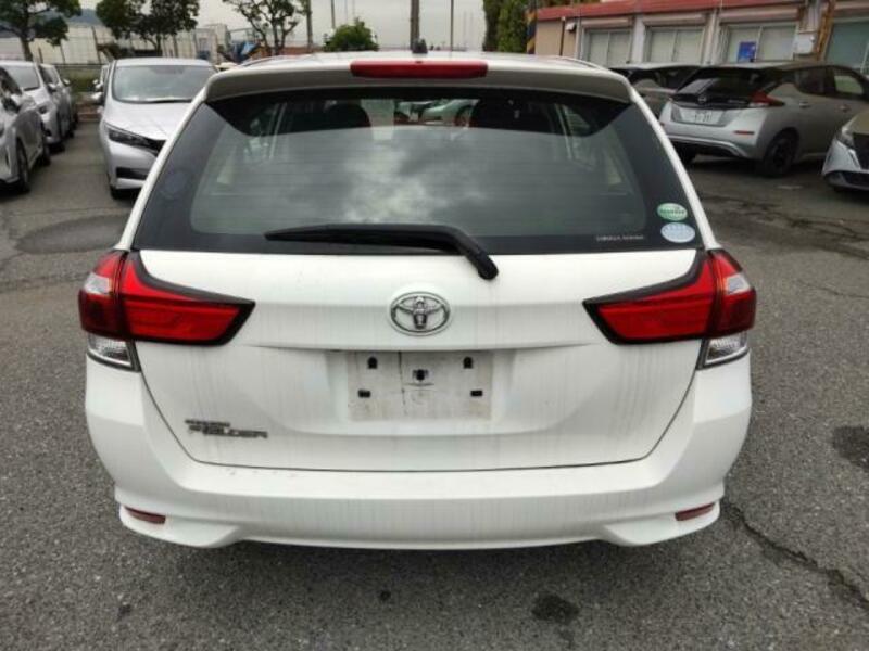 COROLLA FIELDER