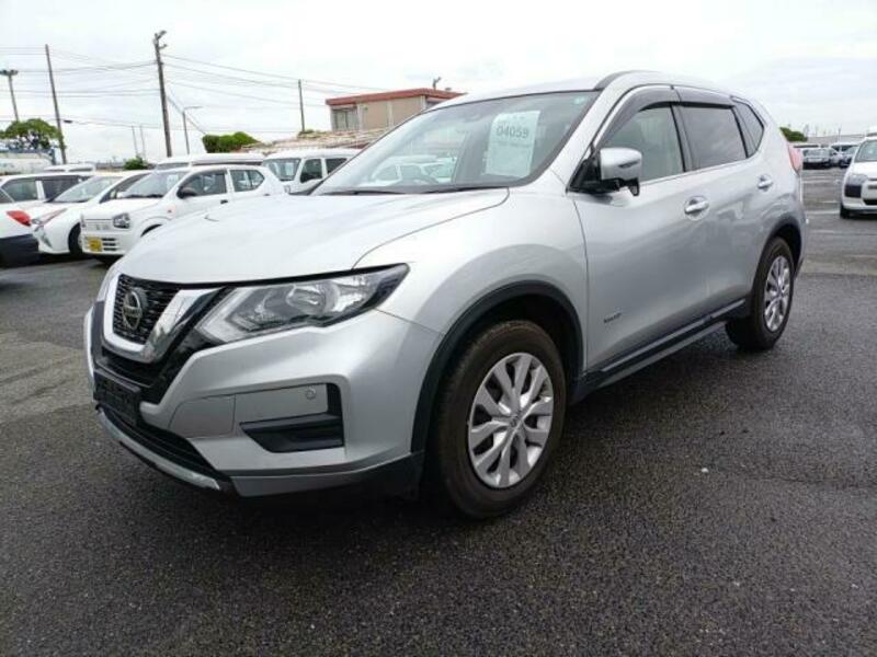 X-TRAIL-0