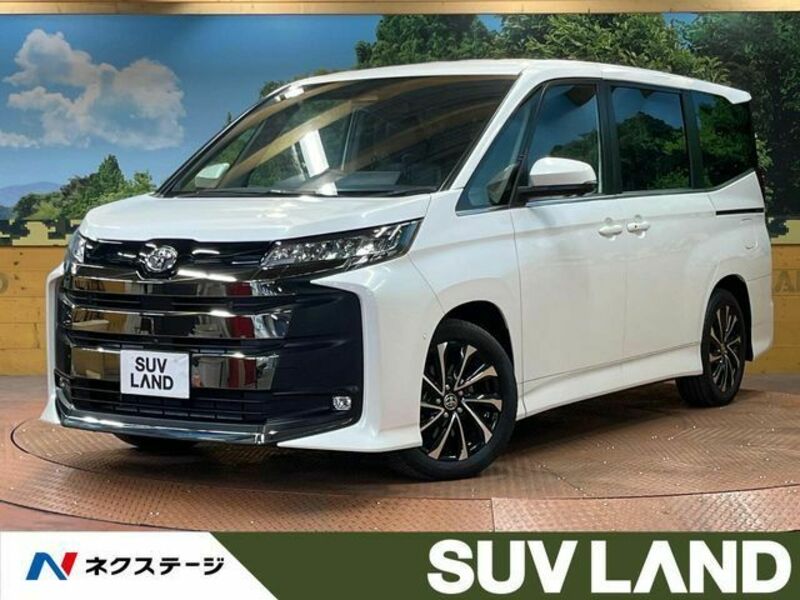 TOYOTA NOAH