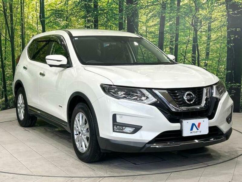 X-TRAIL