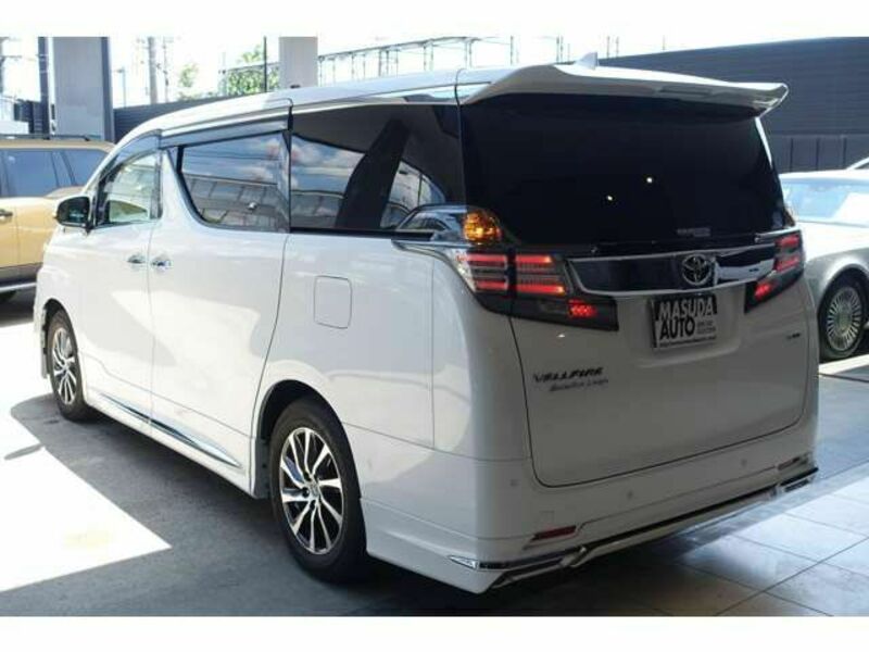 VELLFIRE
