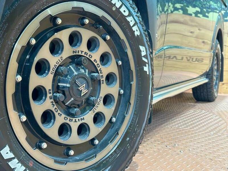 HIACE VAN