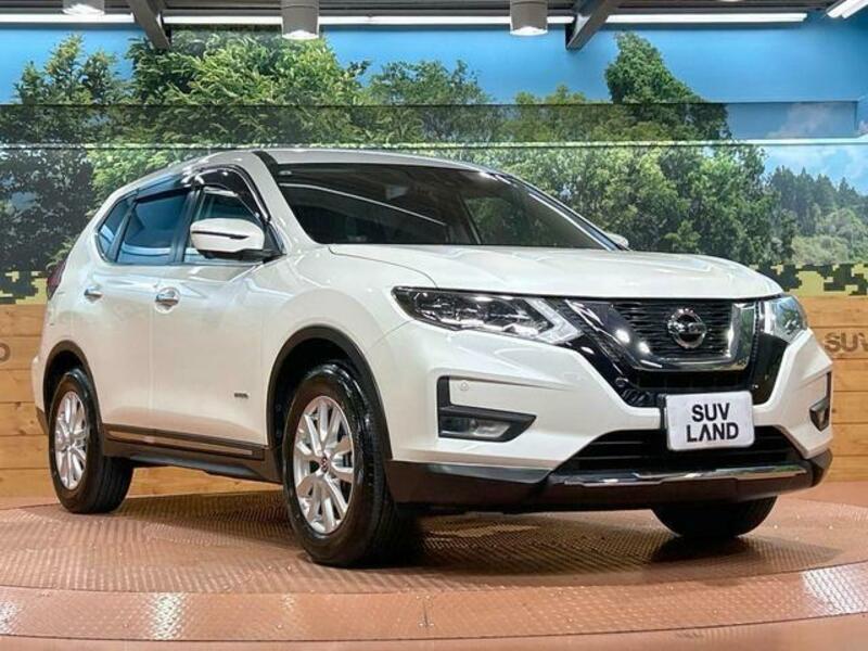 X-TRAIL