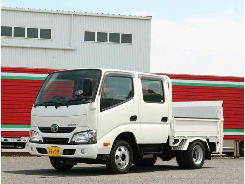 TOYOTA DYNA