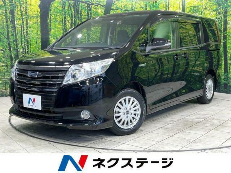 TOYOTA NOAH