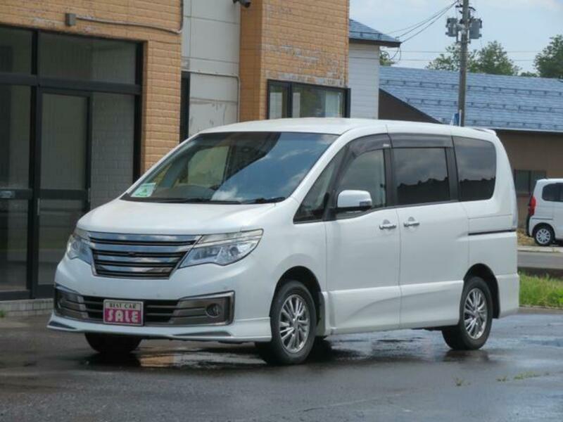 NISSAN SERENA