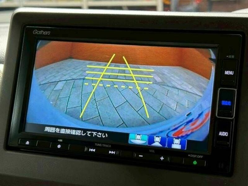 N BOX