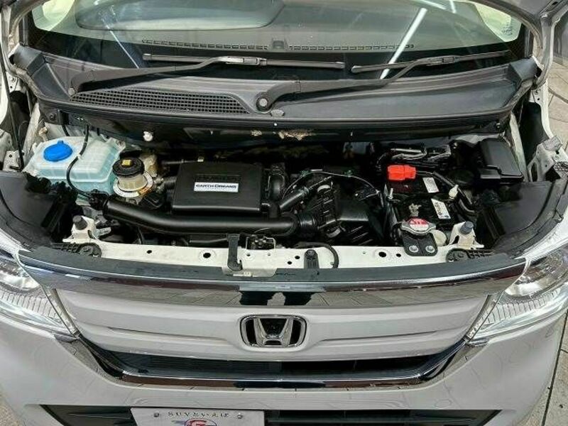 N BOX