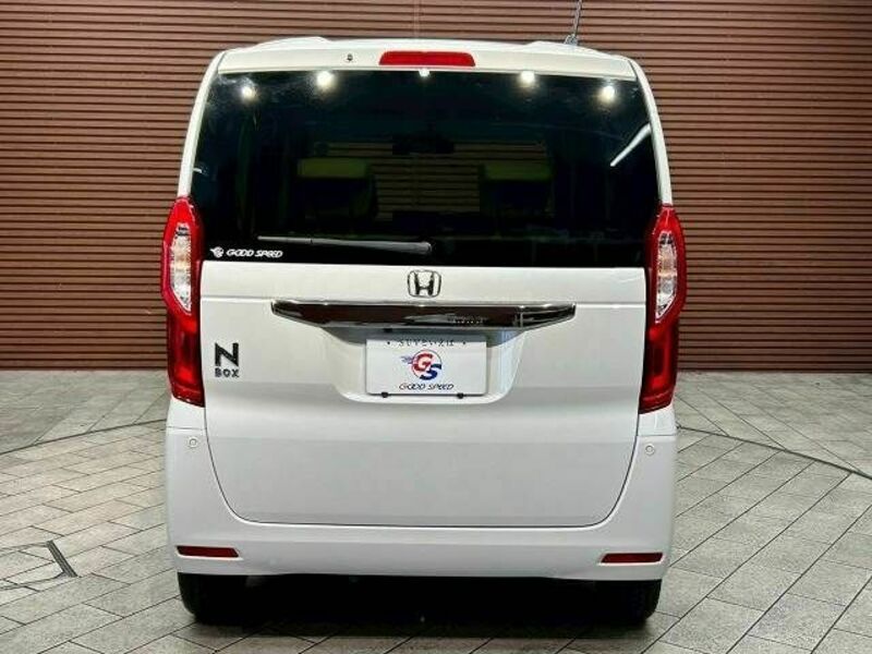 N BOX