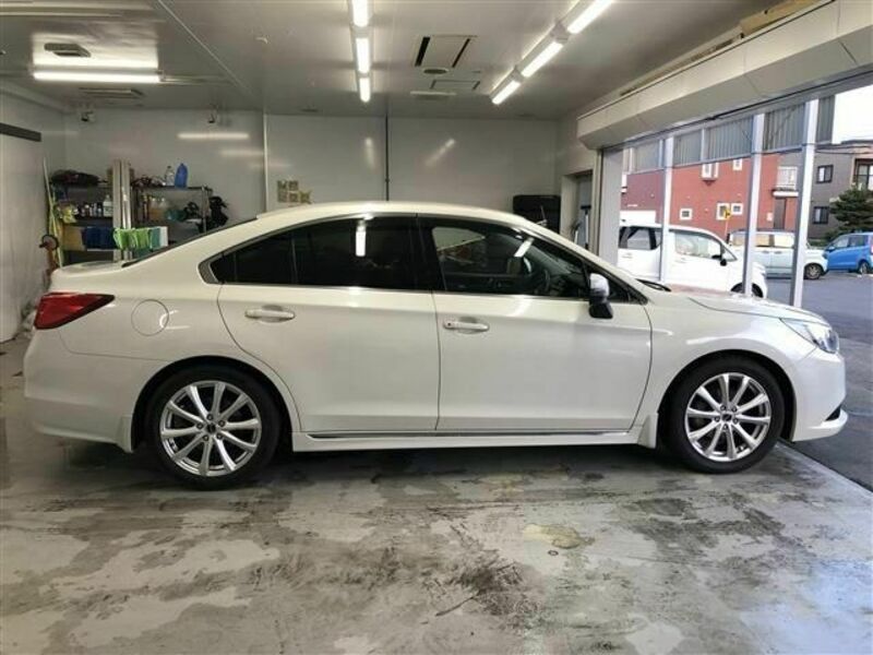 LEGACY B4
