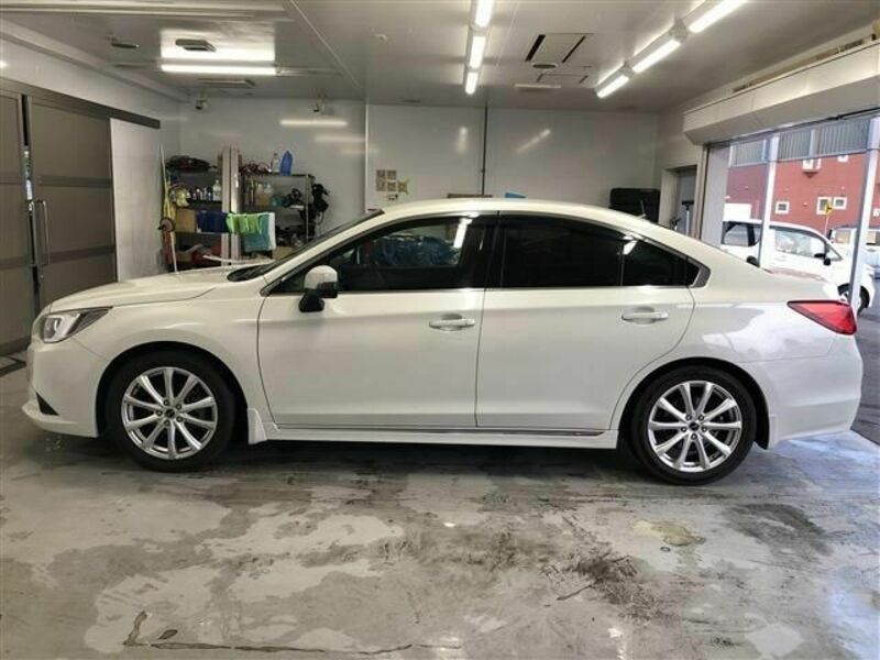 LEGACY B4