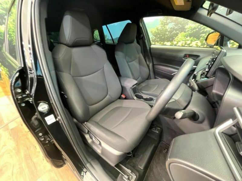 COROLLA CROSS