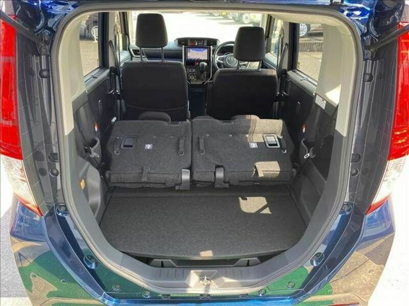 ROOMY