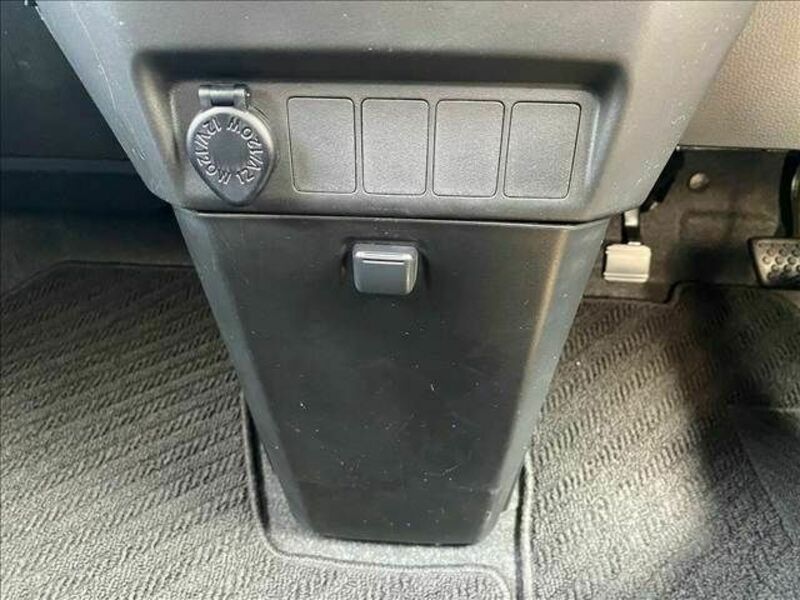 ROOMY