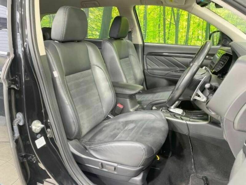 OUTLANDER PHEV