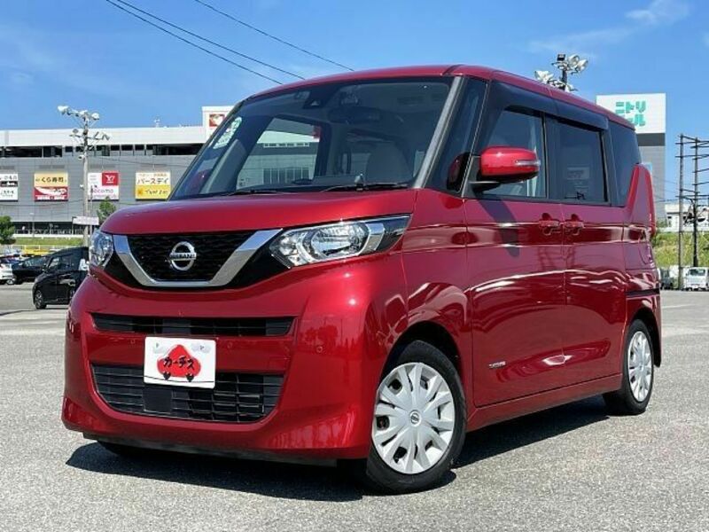 NISSAN ROOX