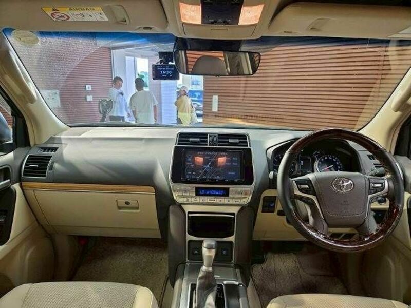 LAND CRUISER PRADO