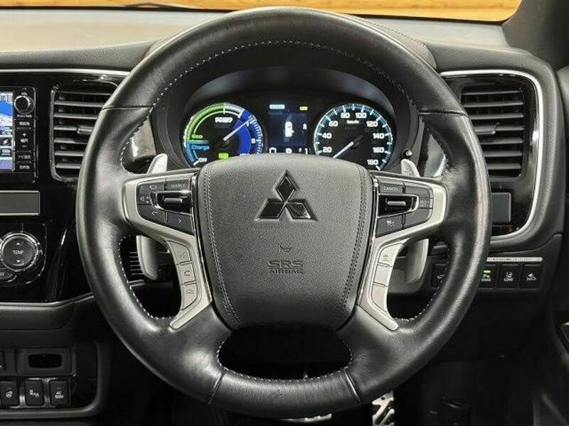 OUTLANDER PHEV