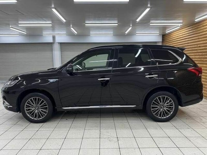 OUTLANDER PHEV