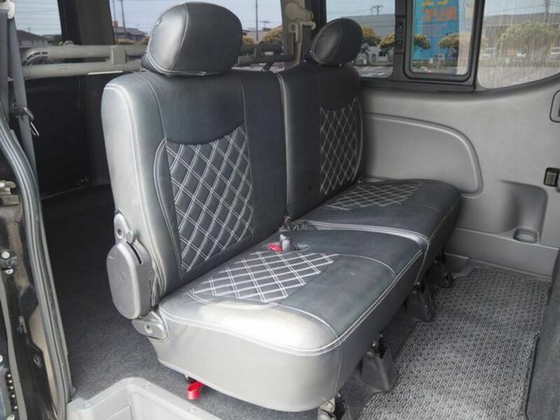 NV350 CARAVAN