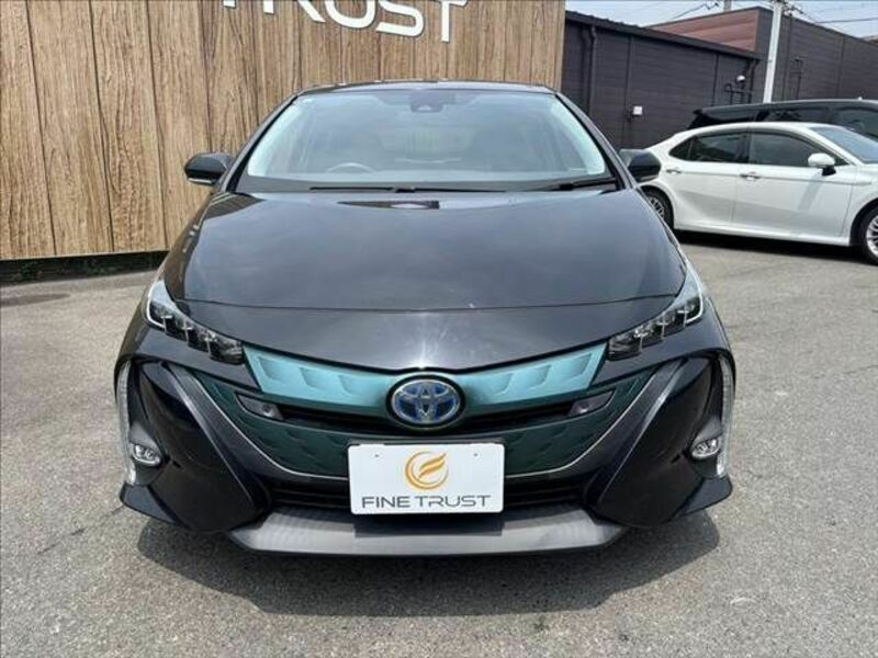 PRIUS PHV
