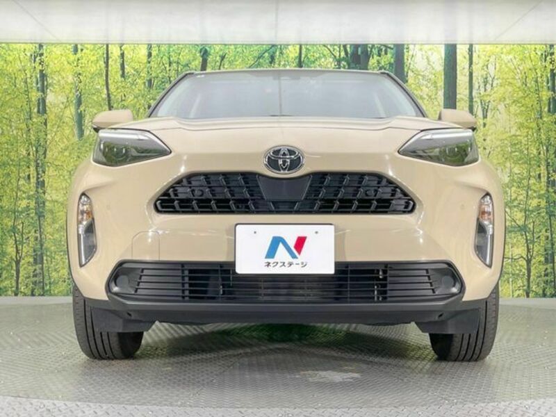 YARIS CROSS
