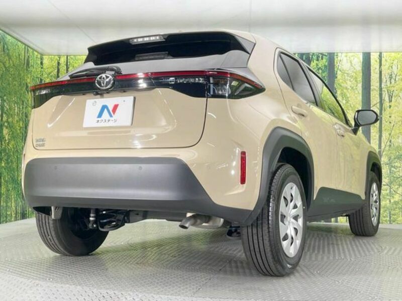 YARIS CROSS
