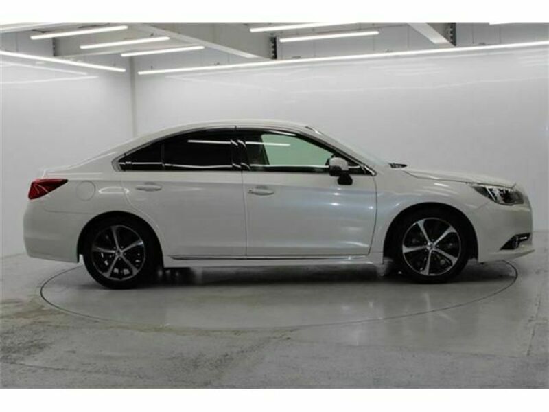 LEGACY B4