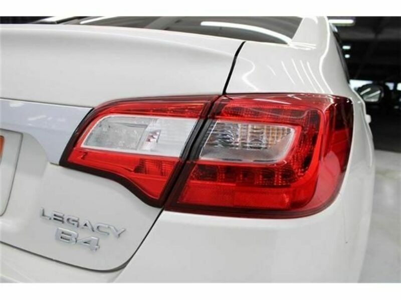 LEGACY B4