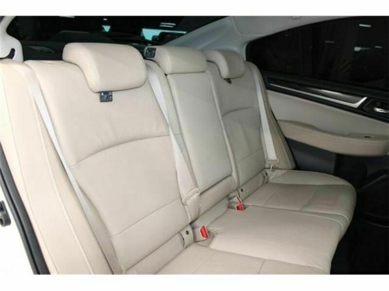 LEGACY B4