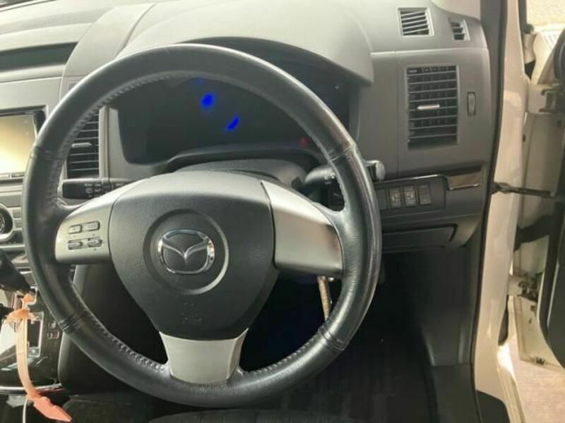 MPV