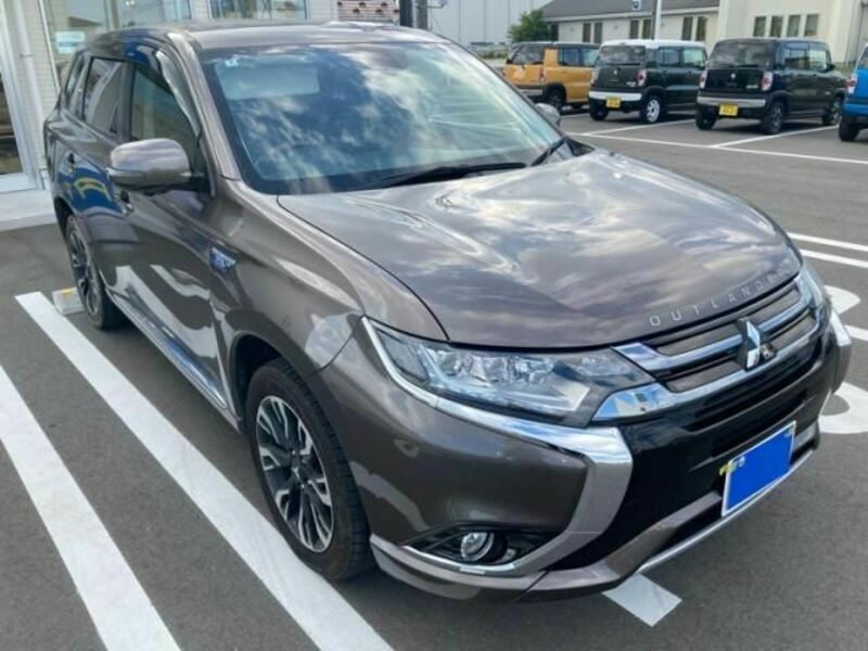 OUTLANDER PHEV