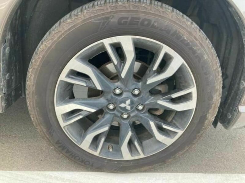OUTLANDER PHEV