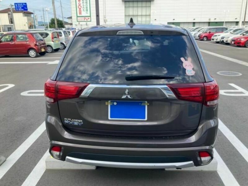OUTLANDER PHEV