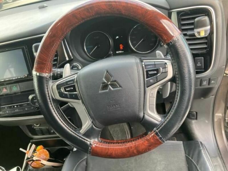 OUTLANDER PHEV
