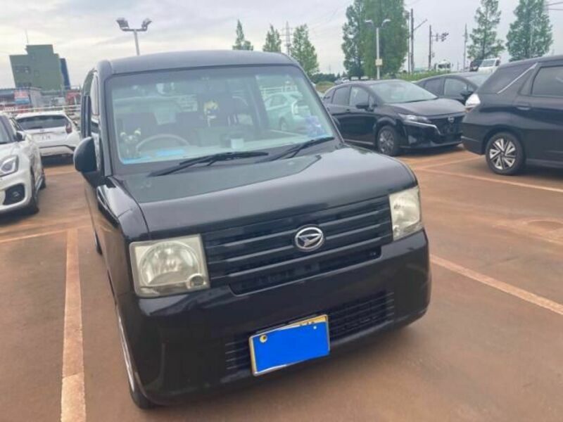 DAIHATSU MOVE CONTE