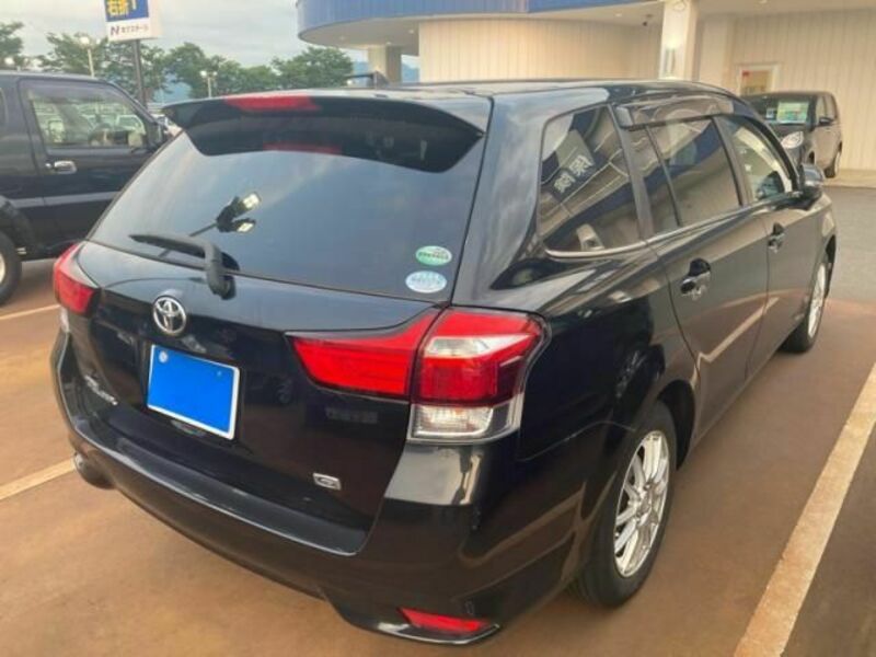 COROLLA FIELDER