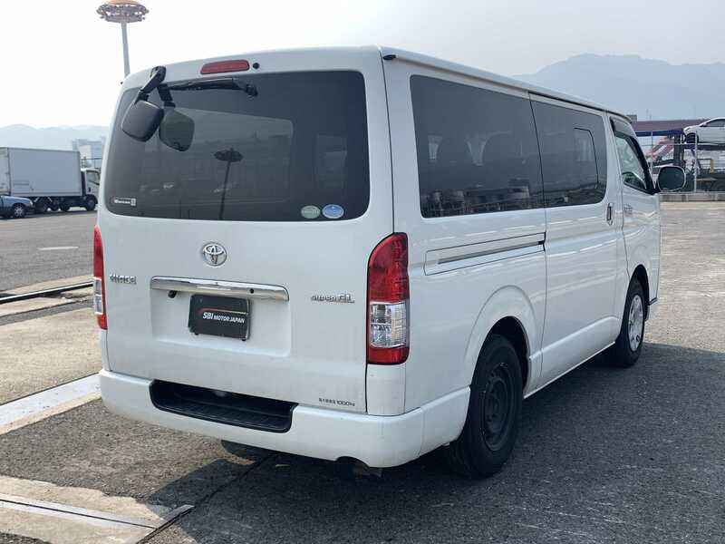 HIACE VAN