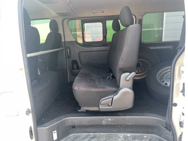 HIACE VAN