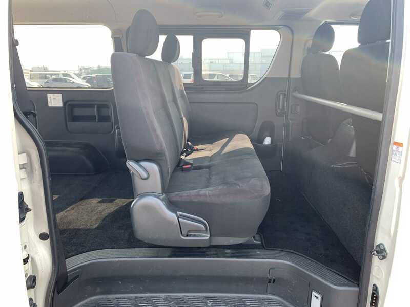 HIACE VAN