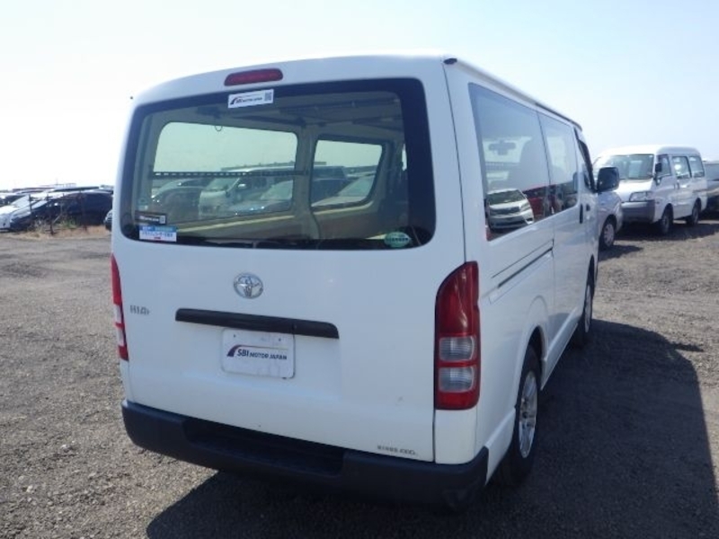 HIACE VAN
