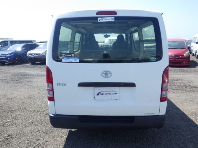HIACE VAN