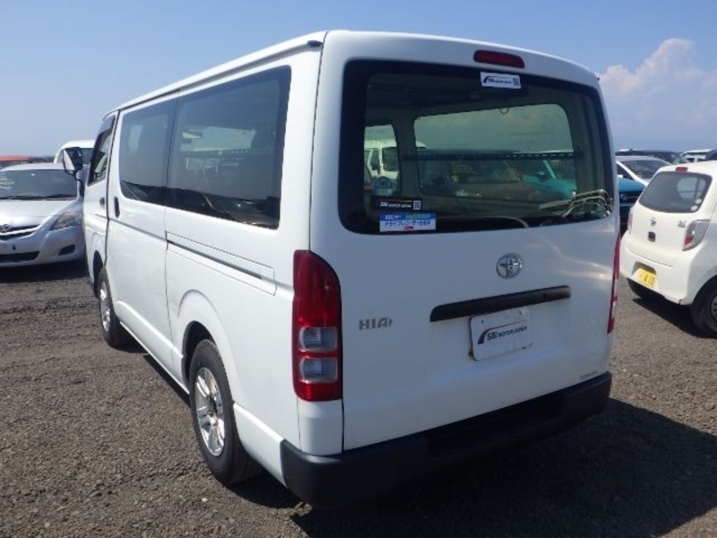 HIACE VAN