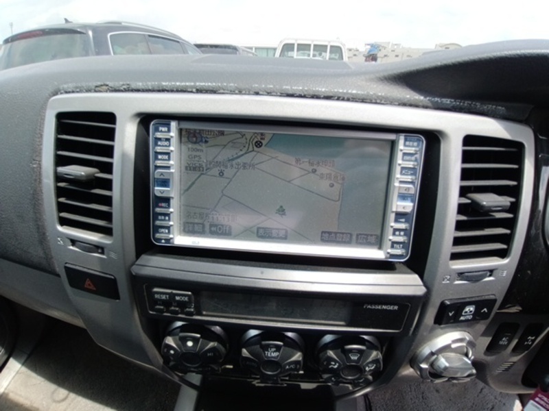 HILUX SURF