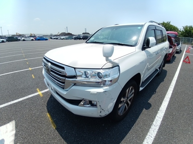 TOYOTA LAND CRUISER