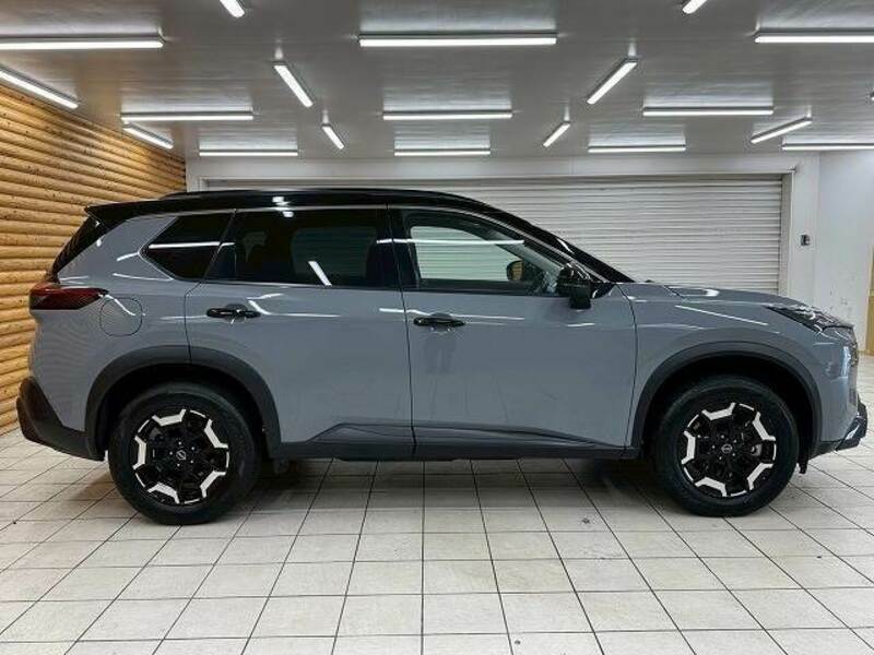 X-TRAIL