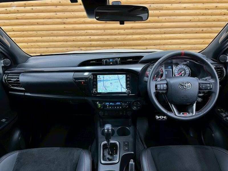 HILUX