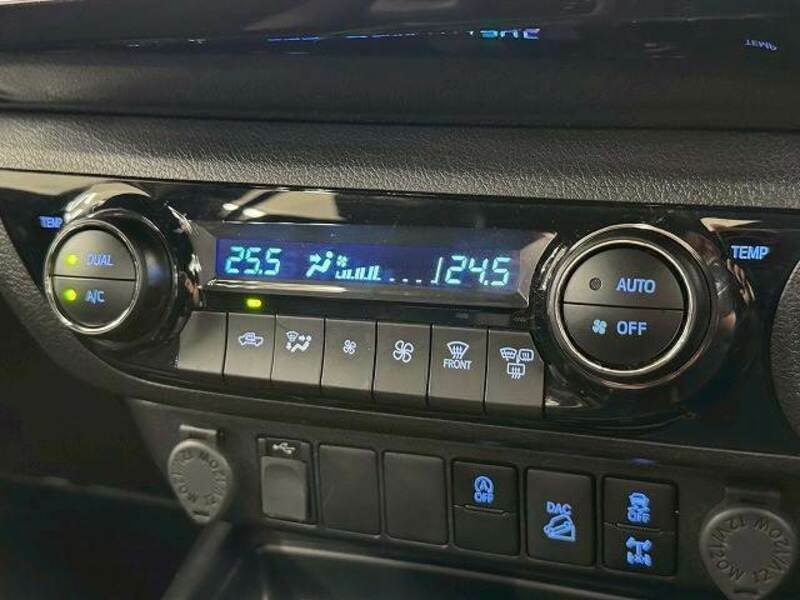 HILUX
