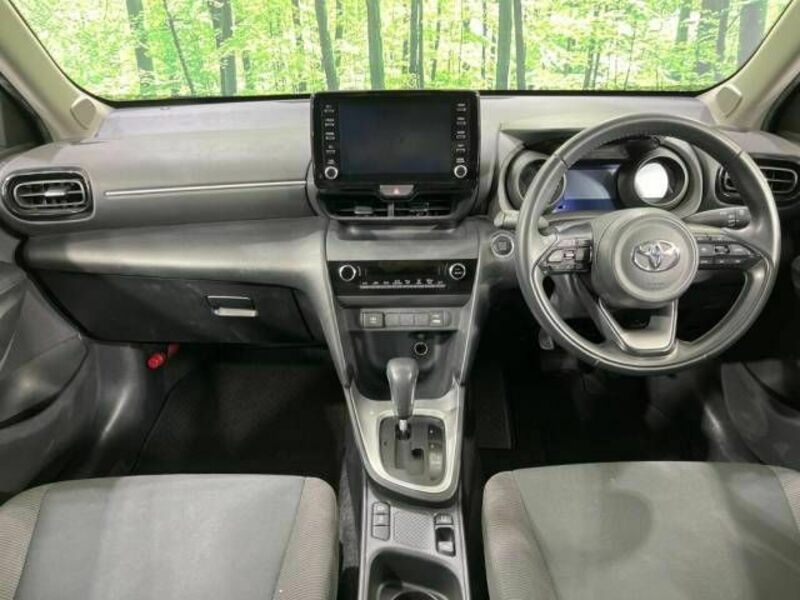 YARIS CROSS